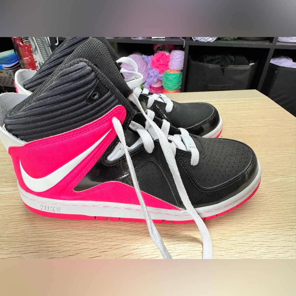 Nike Black and Pink Athletic Sneakers